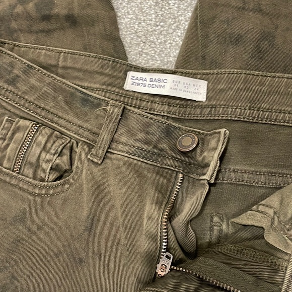 Zara Army Green Acid Wash Jean - Picture 4 of 4